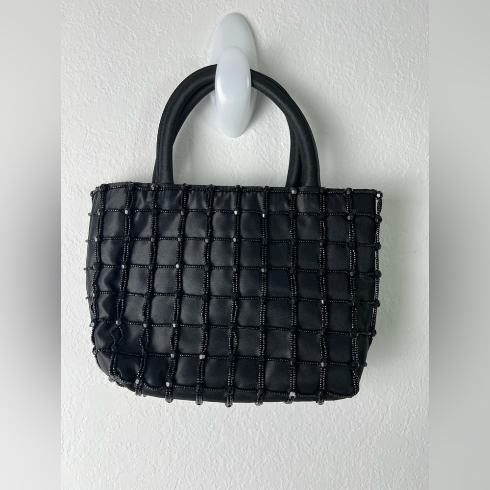 Vanessa Paris-New York London Black Satin Beaded Evening Party Wedding Purse